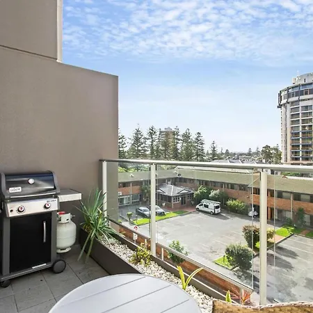 Belle Escapes - Getaway On Colley Apartment Glenelg Exterior photo